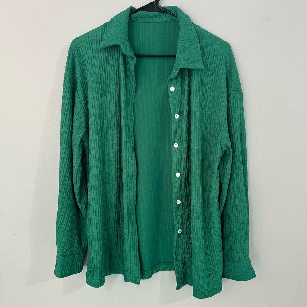 SHEIN Green Casual Button Down Shirt